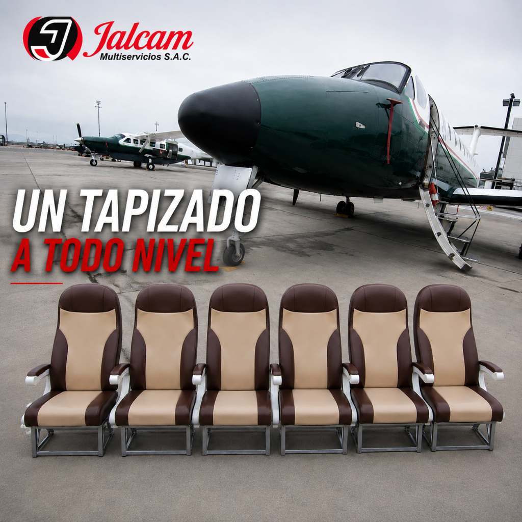 Asientos tapizados en beige y marrón frente a una aeronave